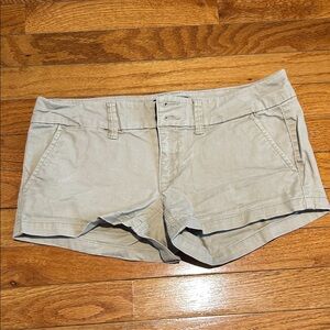 American Eagle Outfitters Women's Beige Shorts